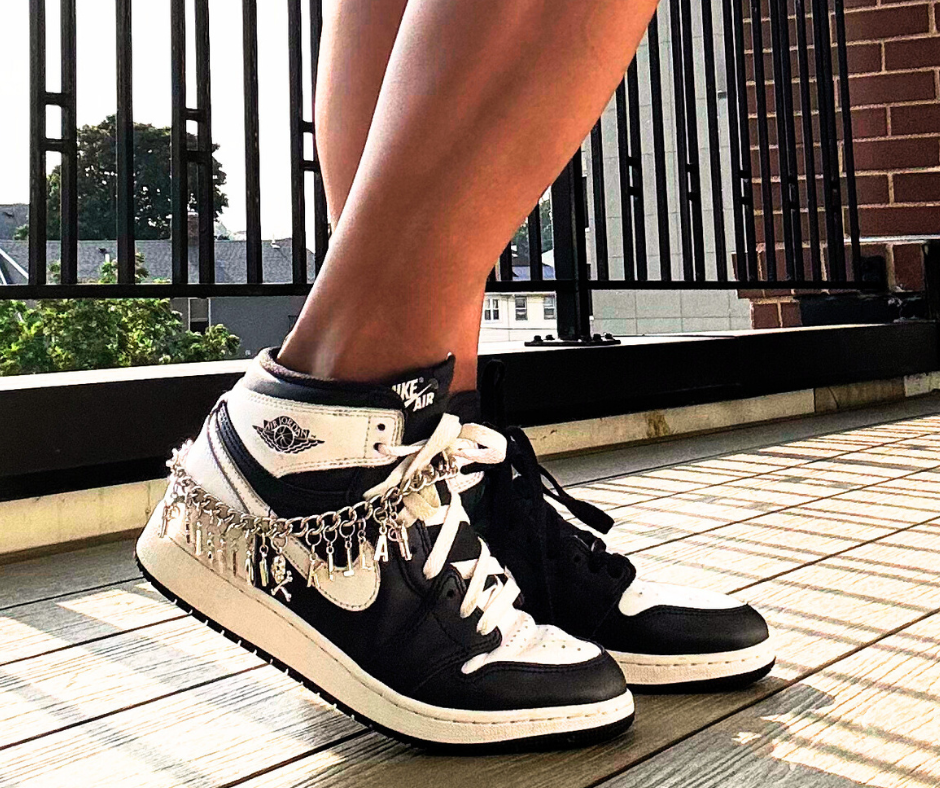 "Superstar" Sneaklet