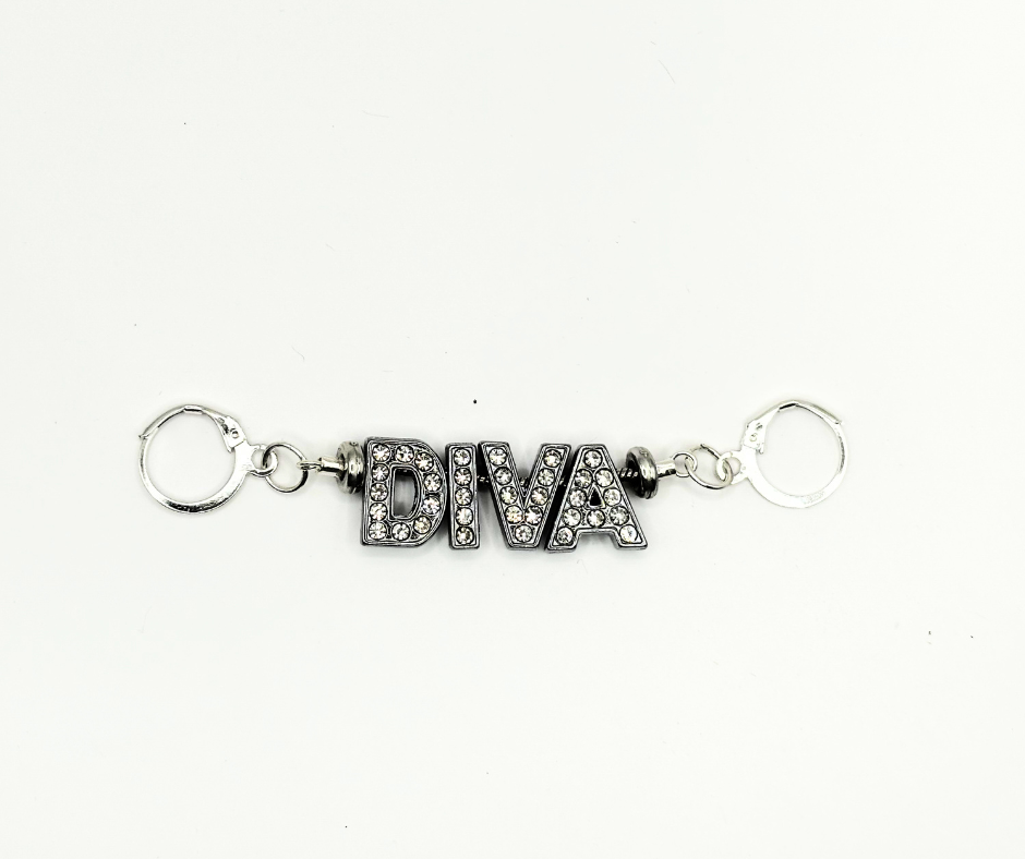 "Diva" Iced Lace Chain