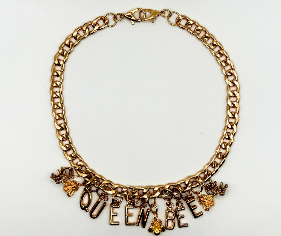 "Queen Bee" Sneaklet